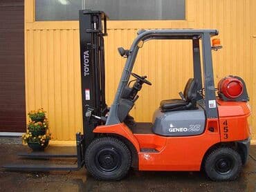 start: Погрузчик, 2015 г., Колесный, Вилочный — 1