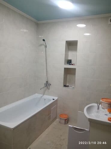 кухонный разделочный стол: Фартук на кухне, Укладка плитки в ванной, Укладка плитки на стену | Керамогранитая плитка | Вертикальная укладка, Горизонтальная укладка, Раскладка в разбежку Больше 6 лет опыта — 7