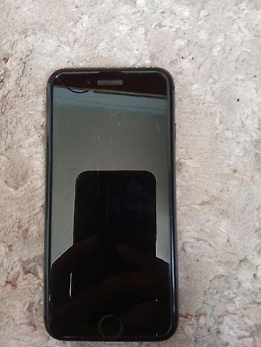 IPhone 8, Б/у, 64 ГБ, Черный, 100 % at lalafo.kg IPhone 8, Б/у, 64 ГБ, Черный, 100 %