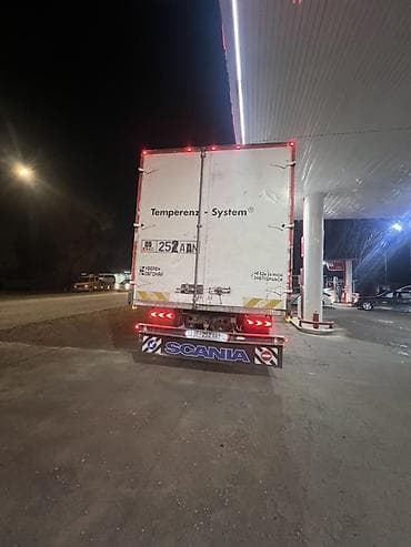 авто освежитель: Грузовик, Mercedes-Benz, 7 т, Б/у — 6