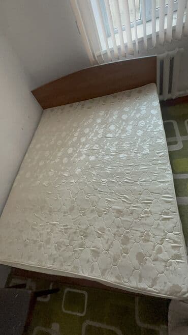 купить панцирную кровать бу: Двуспальная кровать, Б/у, С матрасом, длина - 250 см — 4