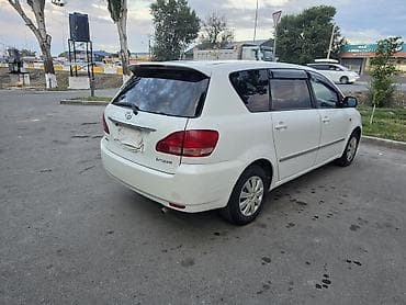 Toyota Ipsum: 2001 г., 2.4 л, Автомат, Газ, Вэн/Минивэн — 7