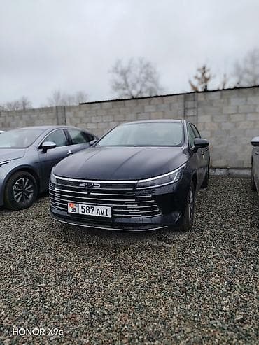 byd w6: BYD Qin: 2025 г., 1.5 л, Автомат, Гибрид, Седан — 6