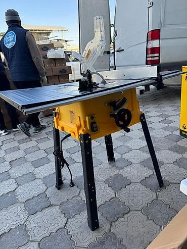 Тиски: Циркулярные электропилы Новый, От электросети, Rolf, Глубина пропила 9 мм, Диаметр диска: 255 мм, Настольная — 10