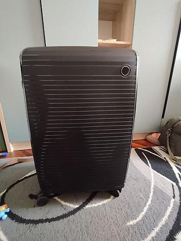 Атайын кийим: Чемодан, Материалы: Желим, Чоң (70 л ашык, 360°га айлануучу дөңгөлөктөр — 3