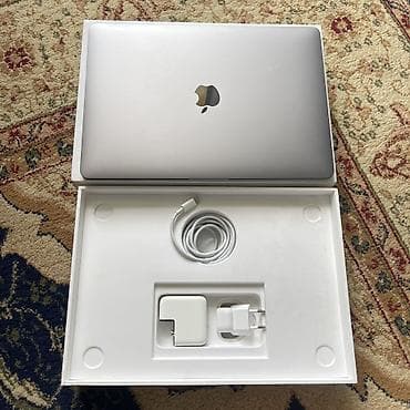 Ноутбуки и аксессуары: MacBook Air M1 8/256GB — СОСТОЯНИЕ НОВОГО Продаю свой любимый Мас Air — 1