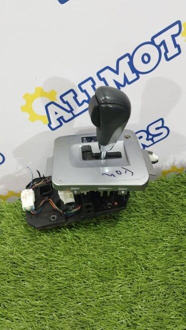 Subaru Forester v-2.0 turbo 2014 год кулиса переключения передач