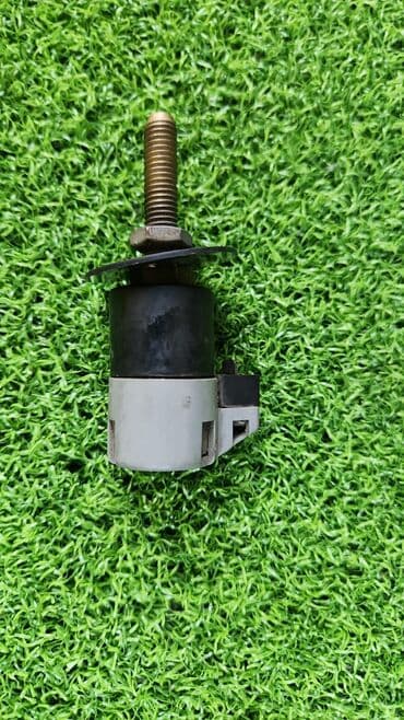 e39: Выключатель задних фонарей BMW E39 525i Дорестайлинг VIN — 4