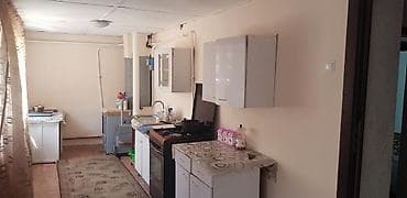 квартиры недорого: Продаётся дом барачного типа. Три дома на участке 9 соток, красная — 3