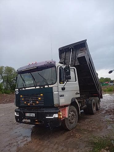 мотор мотоцикл: Самосвал 6x4 (трехосный), гидроподъём кузова Описание: - Полноценный — 4