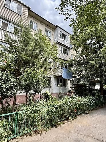 кывартиры: 1 комната, 32 м², 104 серия, 1 этаж, Старый ремонт — 7