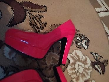 лакированные туфли: Красные классные лакированные туфли, очень удобные почти новые пару — 4