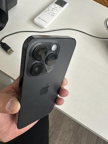 IPhone 14 Pro, Б/у, 256 ГБ, Черный, 80 %