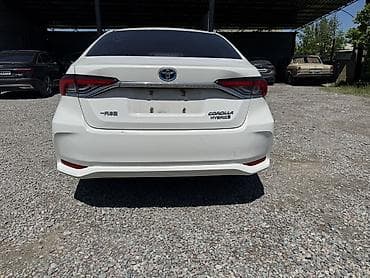 toyota 86: Toyota Corolla: 2021 г., 1.8 л, Гибрид, Седан — 4