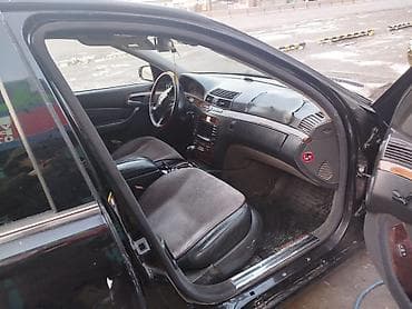 c 220: Mercedes-Benz 220: 2003 г., 0.5 л, Автомат, Бензин, Седан — 1