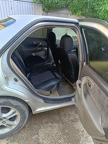Продажа авто: Toyota Camry: 1999 г., 2.2 л, Автомат, Газ, Седан — 6
