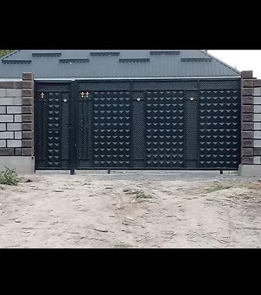 растение для дома и офиса: Металлические ворота с калиткой - Конструкция: секционные распашные — 6