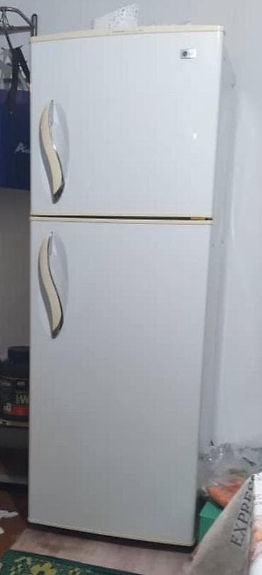 Холодильник LG, Двухкамерный, 57 * 150 *