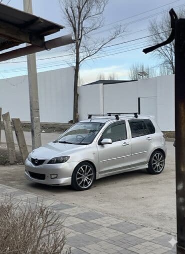 4 тактный: Mazda 3: 2003 г., 1.5 л, Автомат, Бензин, Хэтчбэк — 1