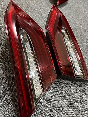 светы для дома: Комплект стоп-сигналов Toyota 2022 г., Новый, Аналог, ОАЭ — 2