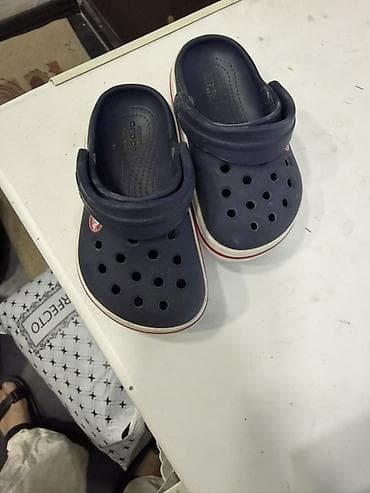 Детские кроксы Crocs - Модель: Classic (иконический дизайн Crocs) -