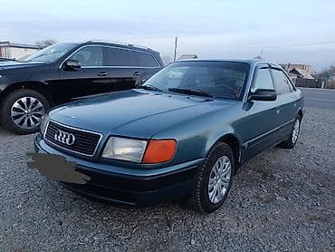 Audi 100: 1992 г., 2.3 л, Механика, Бензин, Седан