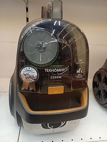 Пылесос ТехноМир 2200W - Мощность всасывания: 2200 Вт — эффективная at lalafo.kg Пылесос ТехноМир 2200W - Мощность всасывания: 2200 Вт — эффективная