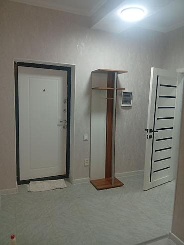 1 комната, 42 м², 1 этаж — 6
