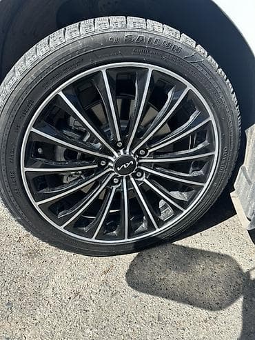 Шины и диски: Колеса в сборе 235 / 45 / R 18, Зима, Комплект, Легковые, Литые, отверстий - 5 — 1