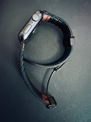 se 2 apple watch: Продаю Apple Watch SE Space Gray Б/У. 40 мм. Есть царапины на экране — 2