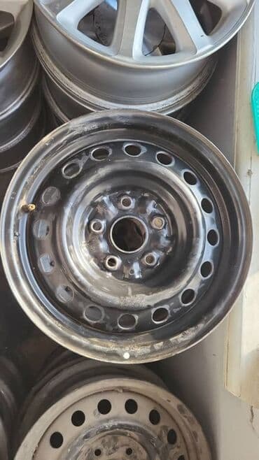 диски на авто бу: Куйма Дисктер R <13 Honda, Комплект, тешиктери - 5 — 9