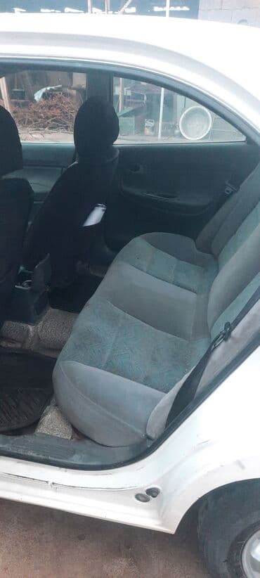 тико сатам: Daewoo Nubira: 1997 г., 1.6 л, Механика, Бензин, Седан — 6