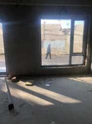 в офис: Сатам Офистик 61 кв. м, Ремонтсуз, Эмерексиз, Көп кабаттуу имарат, 1 кабат — 2