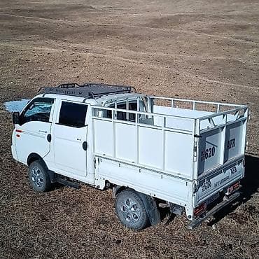 mers 817: Легкий грузовик, Hyundai, Дубль, Б/у — 4