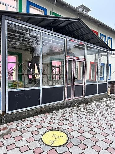 ветрозащита: Алюминиевое окно на заказ, Тип окна: Витражные, Мансардные, Панорамные, Декоративные особенности: Декоративный переплет, Бесплатная установка, В рассрочку — 2