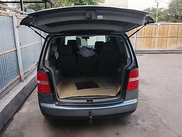 touran: Volkswagen Touran: 2005 г., 1.9 л, Робот, Дизель, Минивэн — 4