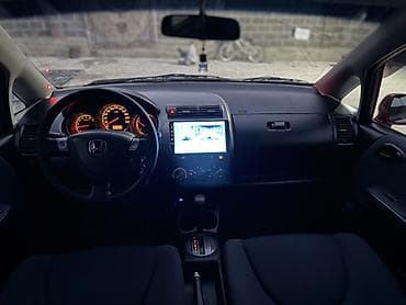 арзан машине: Honda Jazz: 2002 г., 1.4 л, Вариатор, Бензин, Хетчбек — 1