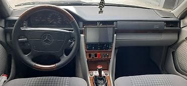 lexus e: Mercedes-Benz W124: 1995 г., 2 л, Седан — 7