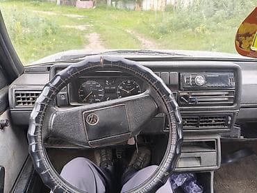 audi a6 2 6: Volkswagen Jetta: 1988 г., Бензин, Седан — 7
