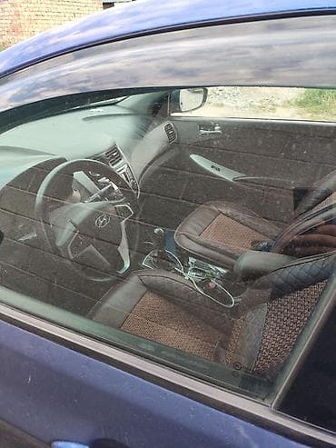auto kg: Hyundai Solaris: 2012 г., 1.6 л, Механика, Бензин, Седан — 5