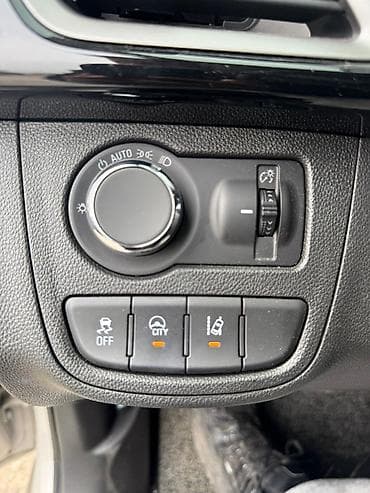 evo poliki: Chevrolet Spark: 2020 г., 1 л, Автомат, Бензин, Хэтчбэк — 7