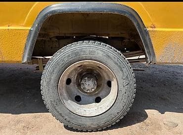 белорус 82 1: Жүк ташуучу унаа, Mercedes-Benz, Стандарт, 7 т, Колдонулган — 6