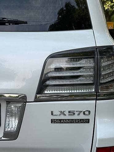 обмен дом: Lexus LX: 2014 г., 5.7 л, Автомат, Газ, Внедорожник — 5
