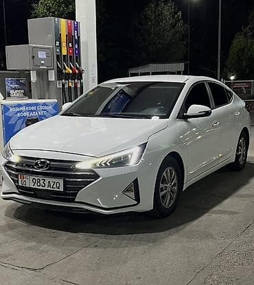 Hyundai Avante: 2019 г., 1.6 л, Автомат, Бензин, Седан