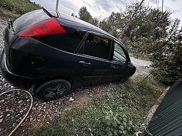 киргизия рынок авто: Ford Focus: 2003 г., 2 л, Механика, Бензин, Хэтчбэк — 4