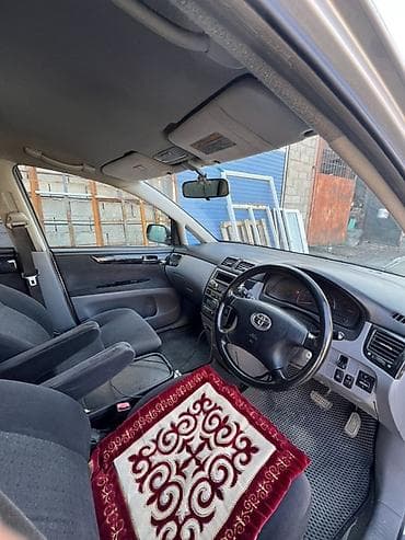 тайота 7 местный: Toyota Ipsum: 2002 г., 2.4 л, Автомат, Бензин, Универсал — 4