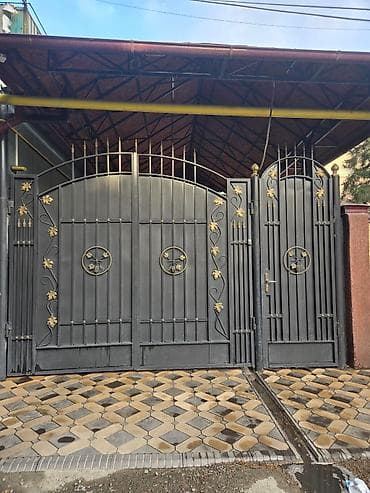 ролл вороты: Ворота 
продаю 
есть торг
вотсап — 1