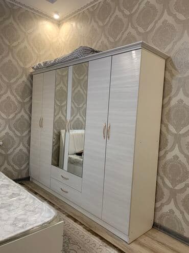 Спальный гарнитур, Б/у, Двуспальная кровать, Комод, Трюмо, Кыргызстан, ДСП, Самовывоз, цвет - Белый at lalafo.kg Спальный гарнитур, Б/у, Двуспальная кровать, Комод, Трюмо, Кыргызстан, ДСП, Самовывоз, цвет - Белый
