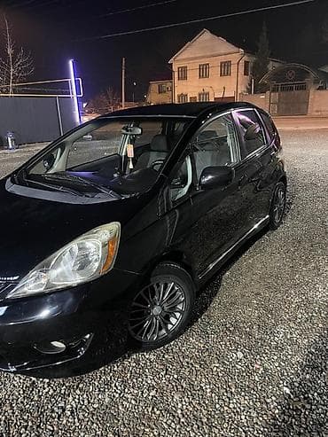 Honda Fit: 2009 г., Вариатор, Бензин, Хэтчбэк