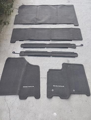 bmw e35: Родные Ворсовые Полики Для салона Toyota, цвет - Серый, Б/у, Самовывоз — 1